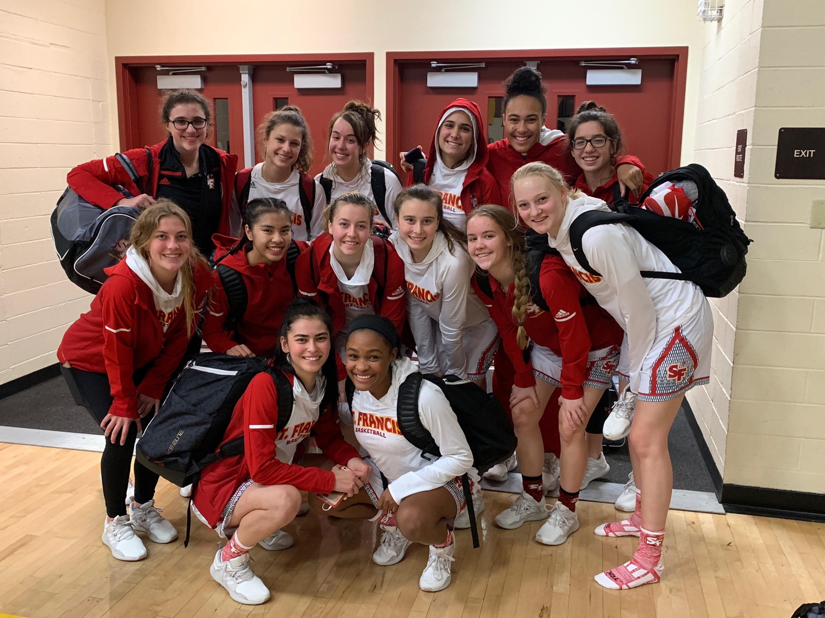 Basketball Opens with 40-point Win over Benicia