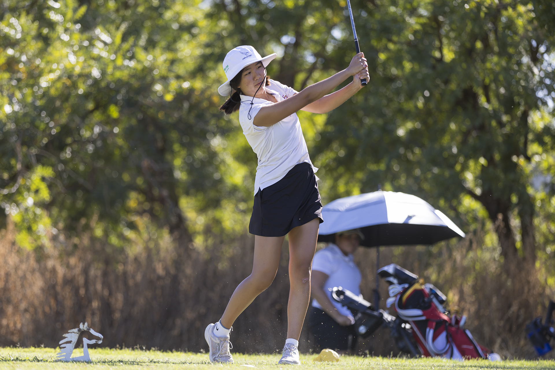 Troubies hold off Blue Devils in road golf dual