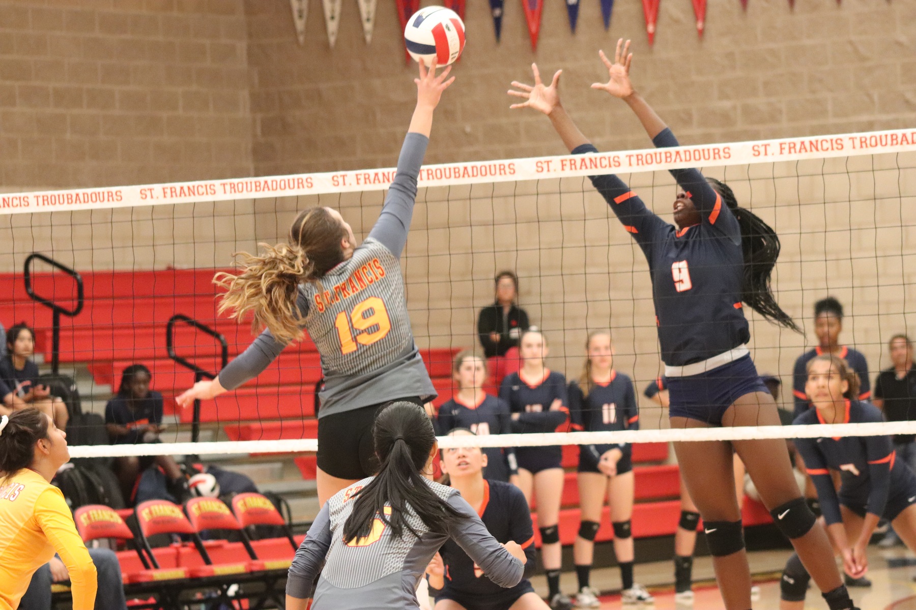 Volleyball Sweeps Cosumnes Oaks to Remain Undefeated in League