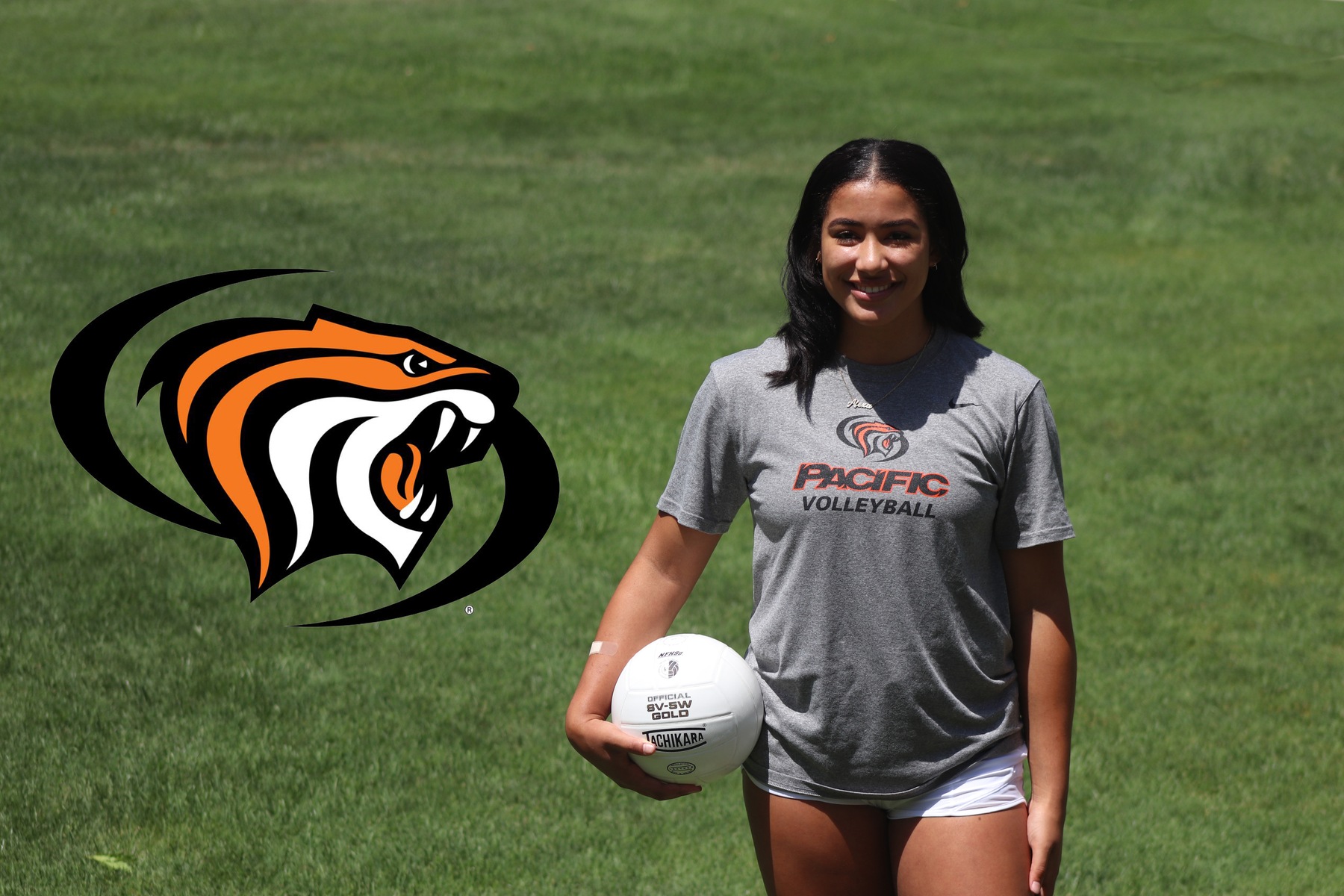 Volleyball’s Alexa Edwards to Sign with the University of Pacific